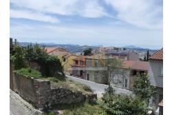 Casa con giardino - Carife, via Del Battista, proponiamo in vendita casa singola di mq. 100,00 da ristrutturare con piccolo giardino privato