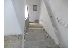Casa con giardino - Carife, via Del Battista, proponiamo in vendita casa singola di mq. 100,00 da ristrutturare con piccolo giardino privato