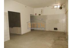 Locale Commerciale - Grottaminarda, in zona centralissima, C/so V. Veneto, in prossimit di piazza XVI marzo, proponiamo in locazione locale commerciale di mq. 160,00 ca.