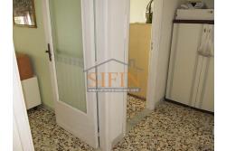 Due Case con giardino - Trevico (AV), alla via San Vito, in prossimit della chiesetta dell'omonimo Santo, proponiamo in vendita piccolo compendio immobiliare composto da due abitazione indipendenti contigue di complessivi mq. 206 oltre corte di mq. 300,00 ca.