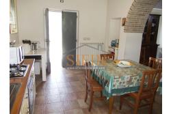 Casa indipendente - Trevico (AV), alla via San Vito, in prossimit della chiesetta dell'omonimo Santo, proponiamo in vendita casa indipendente di complessivi mq. 120,00 oltre corte condominiale di mq. 300,00