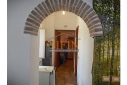 Casa indipendente - Trevico (AV), alla via San Vito, in prossimit della chiesetta dell'omonimo Santo, proponiamo in vendita casa indipendente di complessivi mq. 120,00 oltre corte condominiale di mq. 300,00