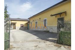 Casa indipendente - Trevico (AV), alla via San Vito, in prossimit della chiesetta dell'omonimo Santo, proponiamo in vendita casa indipendente di complessivi mq. 120,00 oltre corte condominiale di mq. 300,00