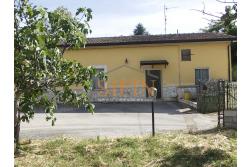 Casa indipendente - Trevico (AV), alla via San Vito, in prossimit della chiesetta dell'omonimo Santo, proponiamo in vendita casa indipendente di complessivi mq. 120,00 oltre corte condominiale di mq. 300,00