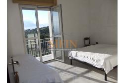 Villa con Giardino - Frigento (AV) lacalit Pagliara via Mattine, a soli 650 metri dal futuro svincolo della Contursi-Lioni-Grottaminarda, proponiamo in vendita villa di mq. 180,00 ca. oltre giardino