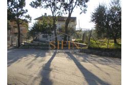 Villa con Giardino - Frigento (AV) lacalit Pagliara via Mattine, a soli 650 metri dal futuro svincolo della Contursi-Lioni-Grottaminarda, proponiamo in vendita villa di mq. 180,00 ca. oltre giardino