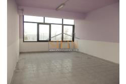 Locale di mq. 700,00 - Ariano Irpino (AV), via Fontananuova, in prossimit del supermercato PAM, proponiamo in locazione locale di mq. 700,00 ca. con ampio parcheggio