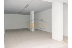Locale di mq. 700,00 - Ariano Irpino (AV), via Fontananuova, in prossimit del supermercato PAM, proponiamo in locazione locale di mq. 700,00 ca. con ampio parcheggio