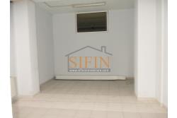 Locale di mq. 700,00 - Ariano Irpino (AV), via Fontananuova, in prossimit del supermercato PAM, proponiamo in locazione locale di mq. 700,00 ca. con ampio parcheggio