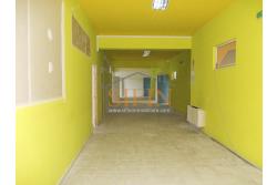 Locale di mq. 700,00 - Ariano Irpino (AV), via Fontananuova, in prossimit del supermercato PAM, proponiamo in locazione locale di mq. 700,00 ca. con ampio parcheggio