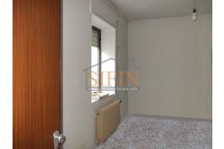 Casa con Terreno - Grottaminarda, via Fontanelle (SS91) in prima periferia, proponiamo in vendita fabbricato di mq. 145,00 oltre veranda di mq. 12,00 e balcone (portico) di mq. 11,00 con mq. 4.300,00 di terreno edificabile.