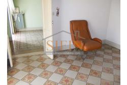 Appartamento storico - appartamento in vendita a Savignano Irpino sulla centralissima Piazza Umberto I