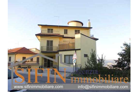 Villa con Giardino - Vendita - Frigento - Localit Pagliara