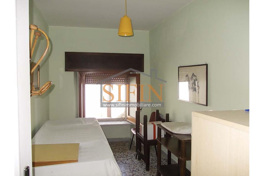 Casa indipendente - Trevico (AV), alla via San Vito, in prossimit della chiesetta dell'omonimo Santo, proponiamo in vendita casa indipendente di complessivi mq. 120,00 oltre corte condominiale di mq. 300,00