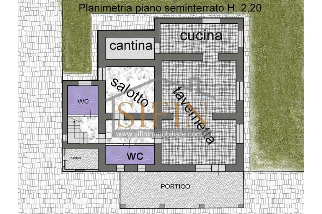 Villa con Giardino - Villa di mq. 400,00 ca. oltre a mq. 56,00 di garage e dependance autonoma di mq. 80,00 il tutto circondato da mq. 1.500,00 di giardino 