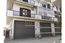 Appartamento con garage - GROTTAMINARDA (AV) via Terminio, a soli 500 metri da piazza XVI marzo, proponiamo in vendita comodo appartamento ben rifinito di complessivi mq. 240,00 ca.