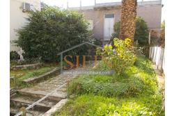 Villetta con giardino - Pietradefusi, su Corso V. Emanuele, proponiamo in vendita villetta da riparare o ricostruire