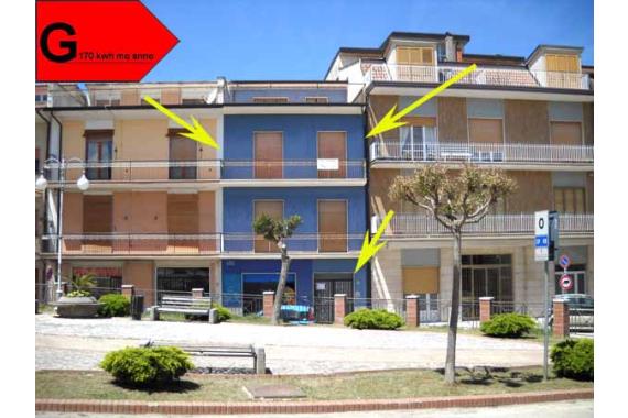Appartamento con terrazzo - Vendita - Bonito (AV) via Roma