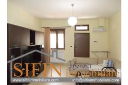Appartamento con giardino - Melito Irpino, in zona periferica, proponiamo in vendita favoloso appartamento di mq. 115,00 ca. con buone rifiniture tra cui tapparelle ad azionamento elettrico, aria condizionata, porta blindata