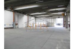 Capannone con uffici e piazzale - Napoli, adiacente Aeroporto di Capodichino, via Filippo Maria Briganti, proponiamo in locazione capannone di mq. 3.000,00 