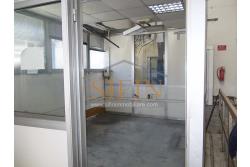 Capannone con uffici e piazzale - Napoli, adiacente Aeroporto di Capodichino, via Filippo Maria Briganti, proponiamo in locazione capannone di mq. 3.000,00 
