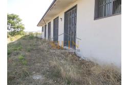 Terreno Edificabile - Grottaminarda - Flumeri (AV) Localit Tre Torri proponiamo in vendita terreno edificabile ad uso commerciale e/o artigianale di mq. 38.000,00 con capannone di mq. 500,00 disposto su due livelli (250+250) con alto indice di edificabilit.