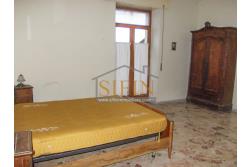 Casa Singola - Casa singola in vendita a Paternopoli (AV) in via Modestino composta da 4 vani e bagno