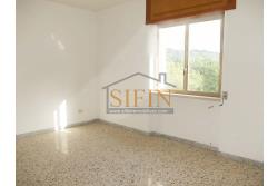 Casa con giardino e dependance - casa singola di complessivi mq. 250,00 ca. di cui mq. 50,00 destinati a garage il tutto circondato da mq. 2.000,00 di giardino su cui insiste un deposito di mq. 100,00 ca. ideale per la realizzazione di altra villetta indipendente
