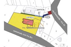 Capannone con terreno - capannone in cemento armato di mq. 700,00 (ml. 40,00 x 17,50) con mq. 8.000,00 ca. di terreno limitrofo di cui mq. 2.000,00 ca. gia pavimentati 