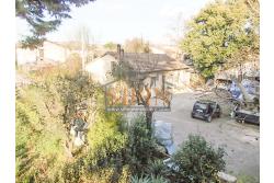 Casa con terreno - Grottaminarda (AV) proponiamo in vendita compendio immobiliare composto da: due fabbricati di cui il primo di mq. 200,00 ca. costruito negli anni '90 ed il secondo fabbricato di mq. 100,00 risalente al 1962.
