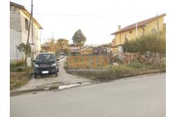 Casa con terreno - Grottaminarda (AV) proponiamo in vendita compendio immobiliare composto da: due fabbricati di cui il primo di mq. 200,00 ca. costruito negli anni '90 ed il secondo fabbricato di mq. 100,00 risalente al 1962.