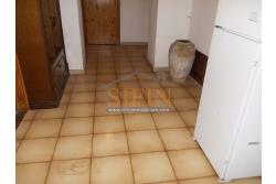 Casa con terreno - Grottaminarda (AV) proponiamo in vendita compendio immobiliare composto da: due fabbricati di cui il primo di mq. 200,00 ca. costruito negli anni '90 ed il secondo fabbricato di mq. 100,00 risalente al 1962.