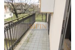 Locale Commerciale  - Passo di Mirabella Eclano, sulla centralissima via nazionale, proponiamo in vendita locale commerciale di complessivi mq. 295,00 