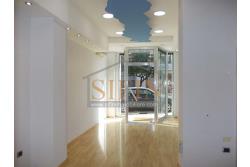Locale Commerciale - Grottaminarda (AV) in zona centralissima, Corso Vittorio Veneto, adiacente piazza XVI marzo, proponiamo in locazione locale commerciale di complessivi mq. 35,00