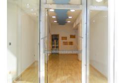 Locale Commerciale - Grottaminarda (AV) in zona centralissima, Corso Vittorio Veneto, adiacente piazza XVI marzo, proponiamo in locazione locale commerciale di complessivi mq. 35,00