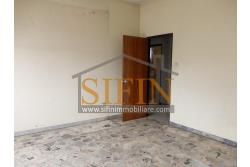 Appartamento  - Grattaminarda (AV) su corso Vittorio Veneto, a pochi passi dalla piazza, in piccolo condominio composto da soli due appartamenti, proponiamo in vendita appartamento di mq. 85,00 ca. con mq. 8,00 di balconi e mq. 60,00 di terrazzo panoramico