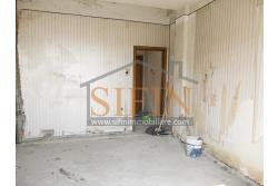 Palazzina in centro - Grottaminarda, Corso V. Veneto, in prossimit della piazza XVI Marzo, proponiamo in vendita palazzina di complessivi mq. 210,00 disposti su tre livelli, oltre a mq. 30,00 di terrazzo panoramico e mq. 30,00 di cantina al piano interrato.