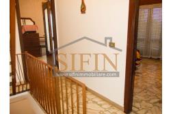 Casa con garage - Carife (AV), via Madonna delle Grazie, a pochi passi da piazza San Giovanni, proponiamo in vendita casa di complessivi mq. 98,00