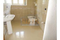 Appartamento 5 vani - GROTTAMINARDA (AV) in zona centralissima, via Largo Mercato, proponiamo in vendita appartamento di nuova costruzione di mq. 160,00 ca.