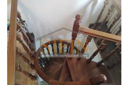 Casa indipendente  - Carife, casa singola di complessivi mq. 50,00 ed ubicata sulla centralissima via Roma (II Vicolo). L'abitazione si sviluppa su due livelli