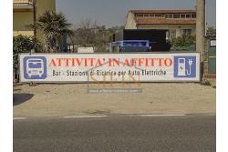 Lounge-Bar Grottaminarda - Grottaminarda, su strada ad alto flusso veicolare (S.S. 90) e con parcheggio, proponiamo in locazione, non il solito locale, ma un Bus Bar, rifinito e pronto all'uso