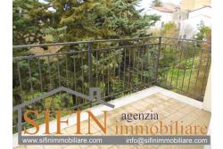 APPARTAMENTO CON ASCENSORE - Grottaminarda, in zona centralissima, via Largo Mercato, proponiamo appartamento in vendita in corso di costruzione di mq. 160,00 ca. con infissi gia installati