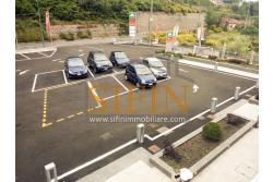 Loclae Commerciale - Ariano Irpino proponiamo in locazione elegante e funzionale locale commerciale di mq. 160,00 ca. con mq. 100,00 ca. di terrazzo oltre, come detto, ad ampio e comodo parcheggio.
