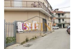 Negozio di Toelettatura PRONTO - Grottaminarda: Affittasi Negozio di Toelettatura 