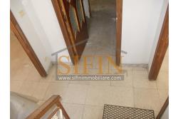 Casa con garage  - Nel cuore di Sant'Angelo all'Esca, nel suggestivo scenario del centro storico, proponiamo in vendita un'esclusiva casa singola di 200 mq complessivi, disposta su due livelli.