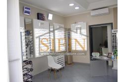 Cessione Attivit� Ottica Storica � Grottaminarda - Proponiamo in vendita un�attivit� di ottica avviata e ben consolidata da oltre 20 anni, situata in Via Francesco Flammia