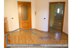 Villa con Giardino - Villa di mq. 350,00 con giardino vendita Frigento localit Pagliara