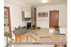 Appartamento con due garages - appartamento mq 150,00 con due garage in vendita ad ariano irpino