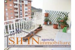 Appartamento con due garages - appartamento mq 150,00 con due garage in vendita ad ariano irpino