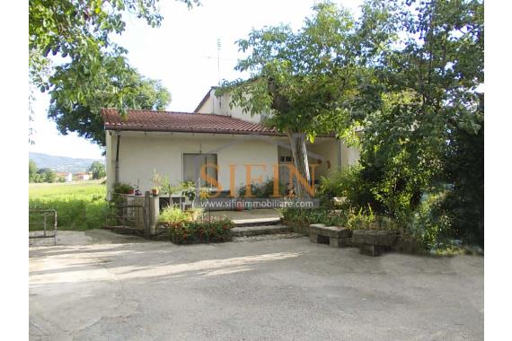 Casa con terreno - Vendita - Grottaminarda (AV)